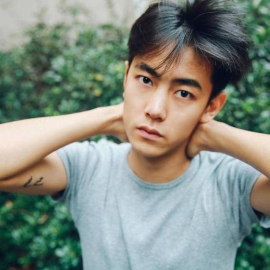 娱乐圈吃瓜男生叫什么,揭秘那些隐藏在幕后的八卦高手  第1张